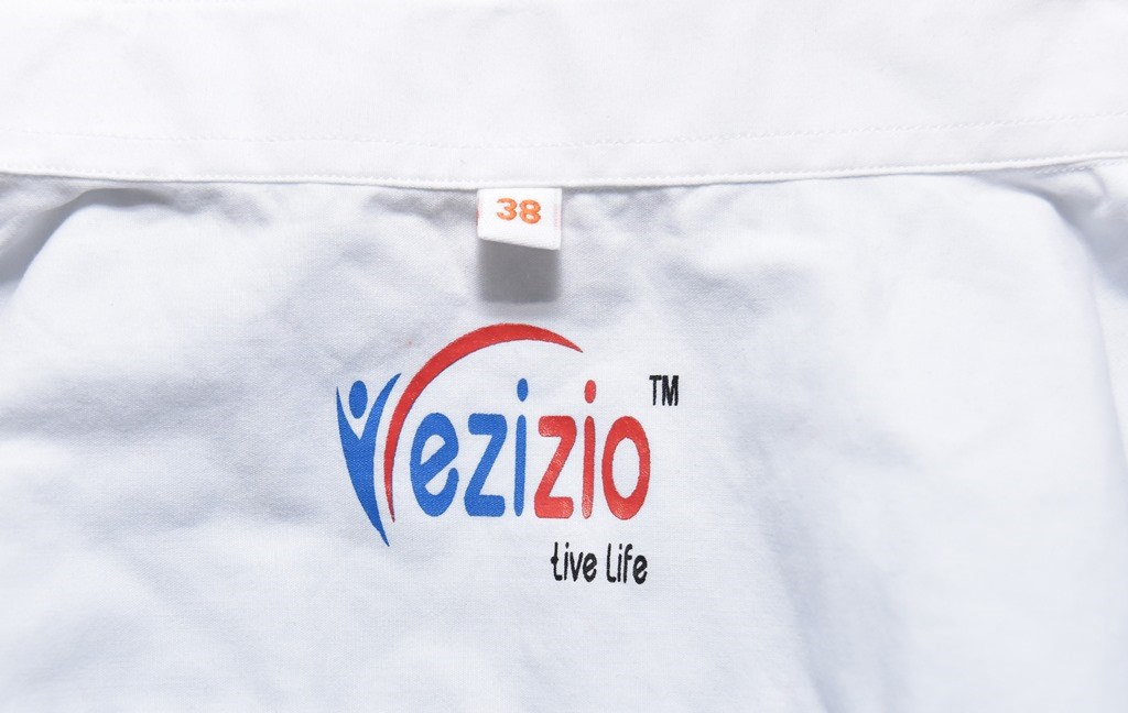 Ezizio Mens Shirt with velcro buttons